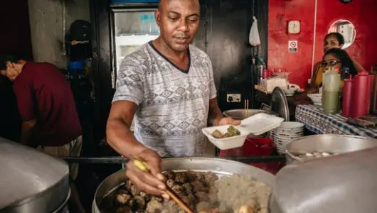 Port-Louis-visite-culinaire-530x300