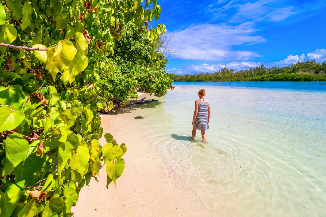4ILE MAURICE SPEEDBOAT ILE AUX BENITIERS ILE D'AMBRE